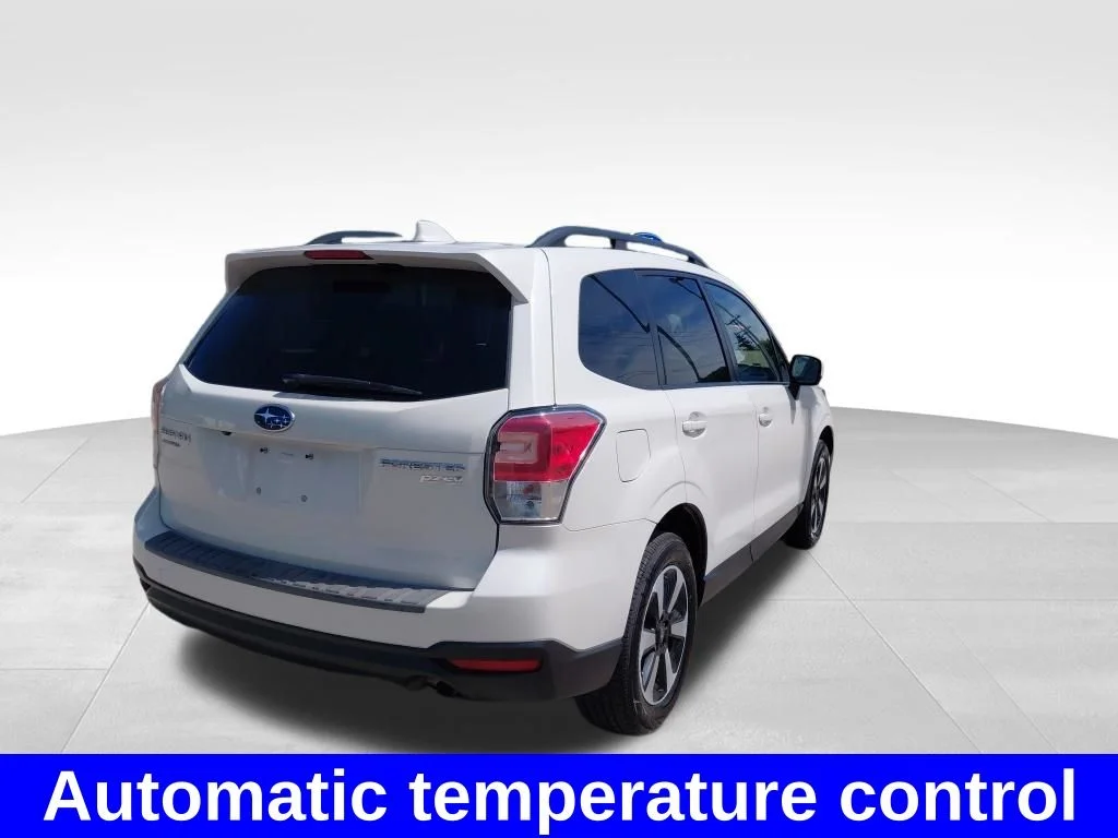 Used 2017 White Subaru 2.5i Premium image 10