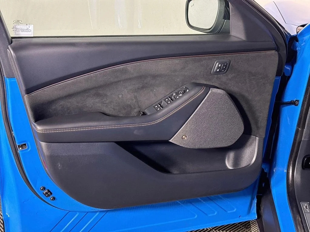 Used 2022 Blue Ford GT image 10