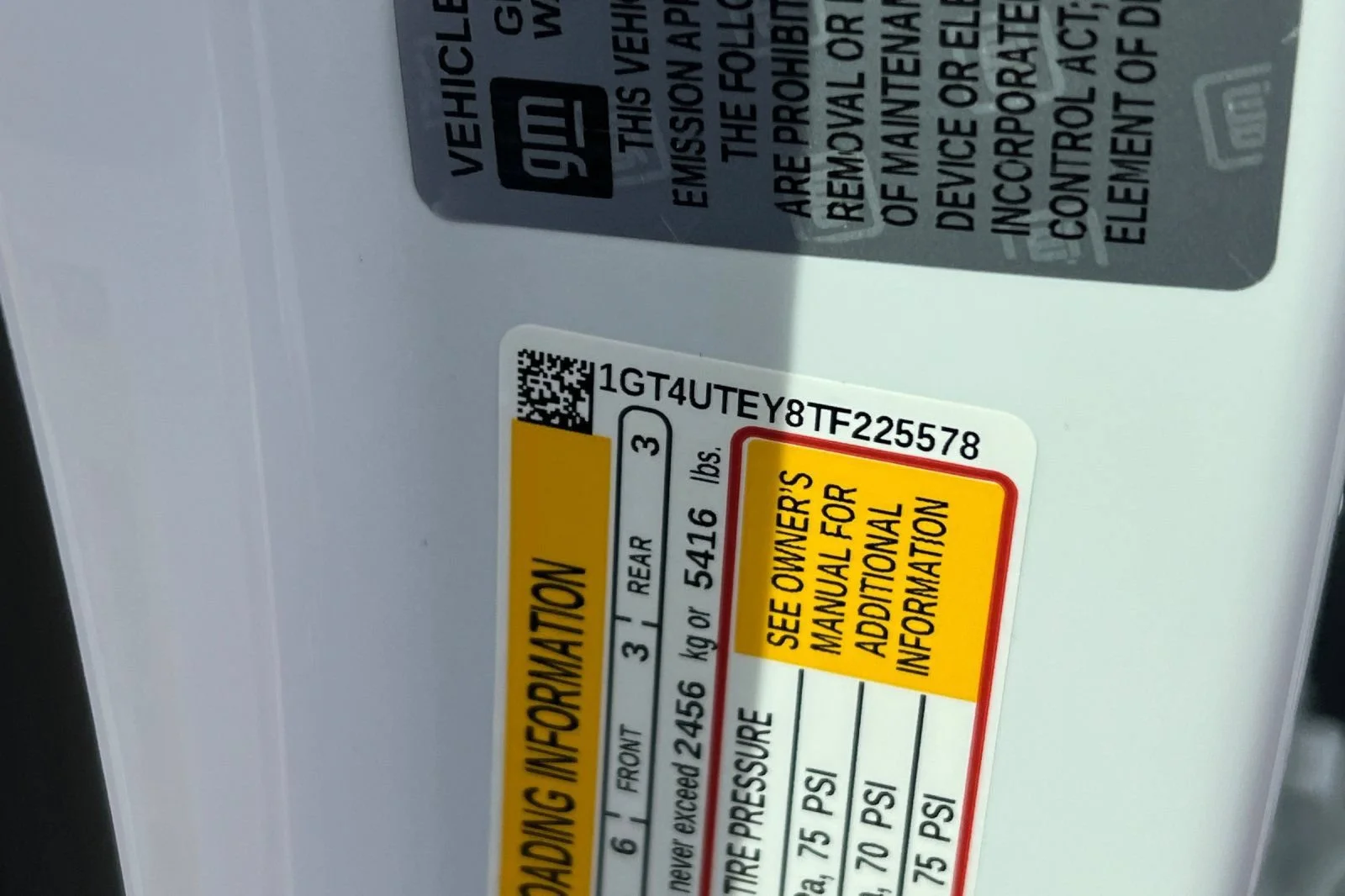 2026 GMC Sierra 3500HD SLE - Photo 27