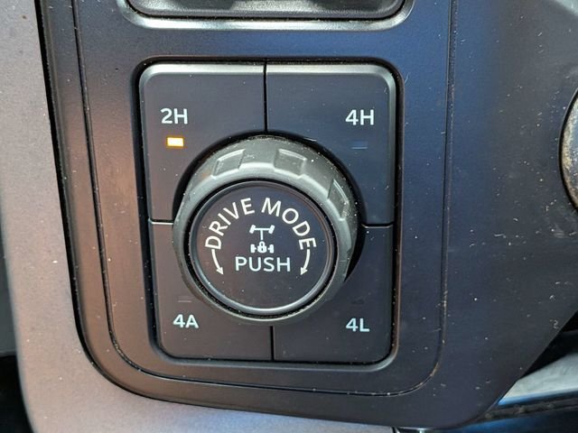 Used 2021 White Ford Lariat image 25