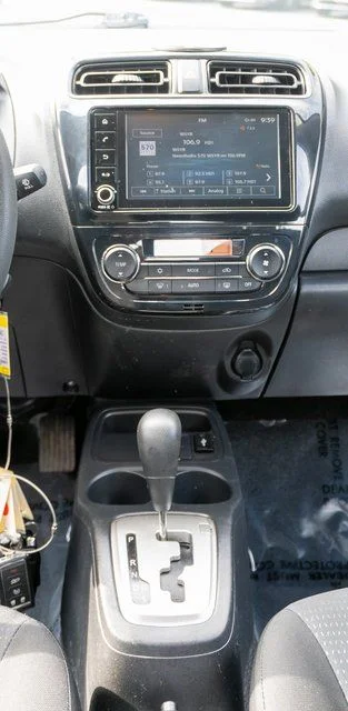 Used 2024 Blue Mitsubishi LE image 15