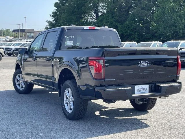 New 2026 Black Ford XLT image 4