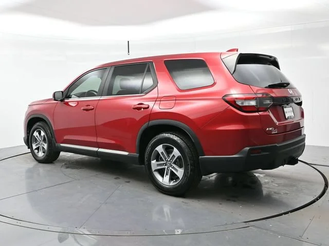 Used 2024 Radiant Red Met Honda EX-L 8 Passenger image 5