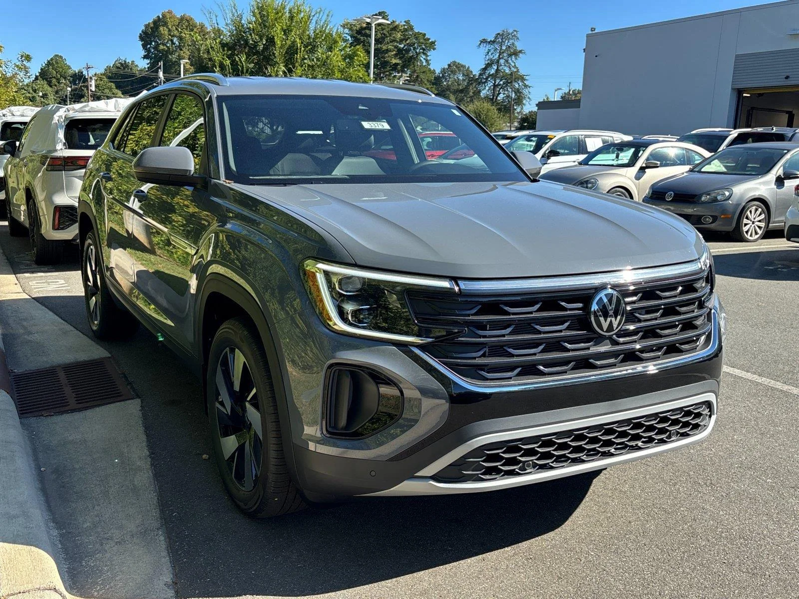 New 2026 Pure Gray Volkswagen 2.0T SE w/Technology image 7