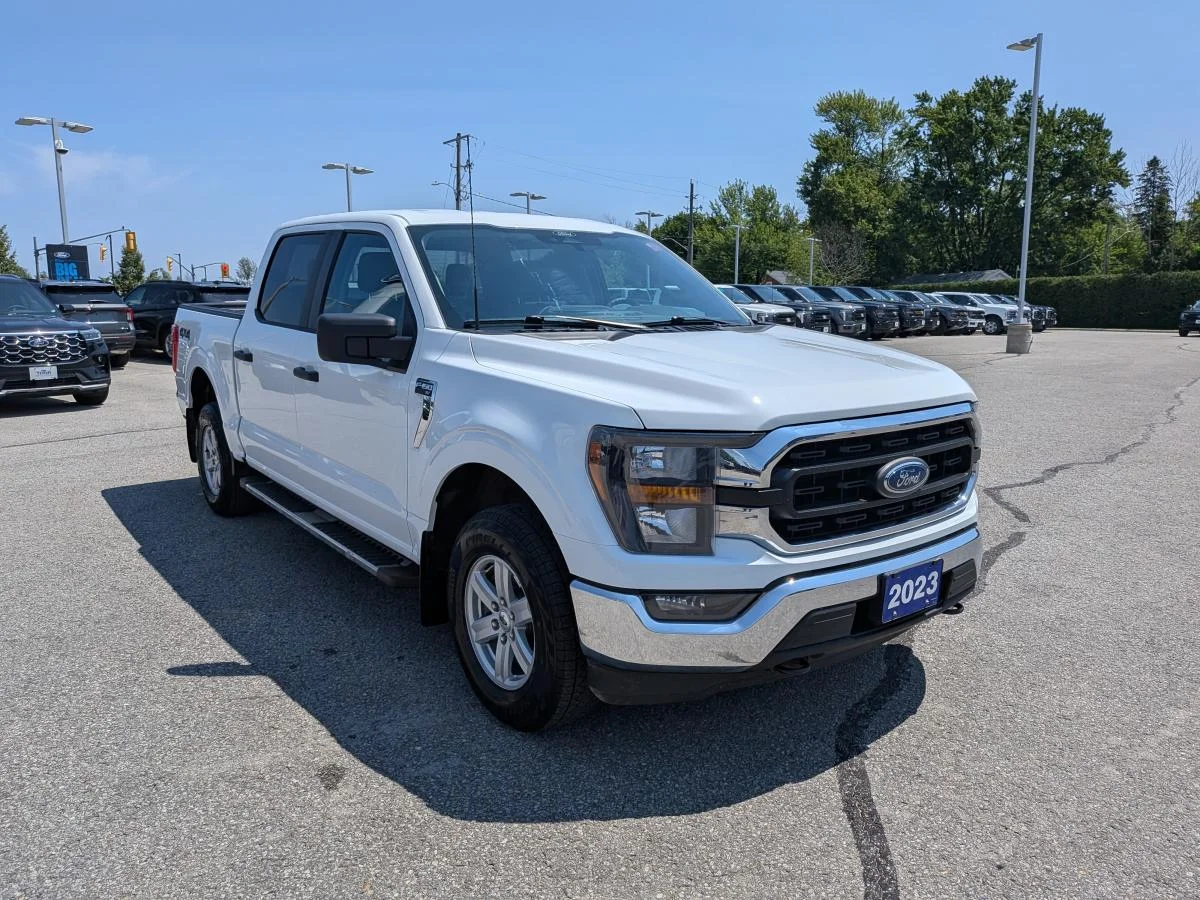 Used 2023 White Ford XLT image 3