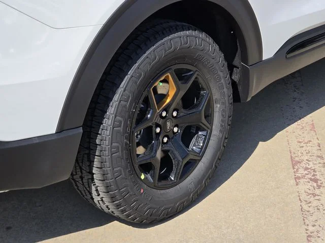New 2026 Star White Metallic Tri-Coat Ford Tremor® image 10