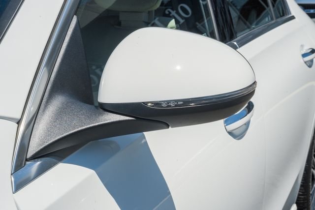 New 2026 Polar White Mercedes-Benz C 300 image 15