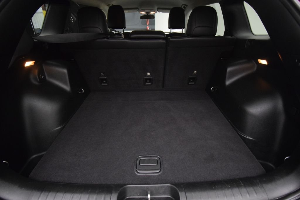 Used 2019 Velvet Red Pearlcoat Jeep Latitude Plus image 29