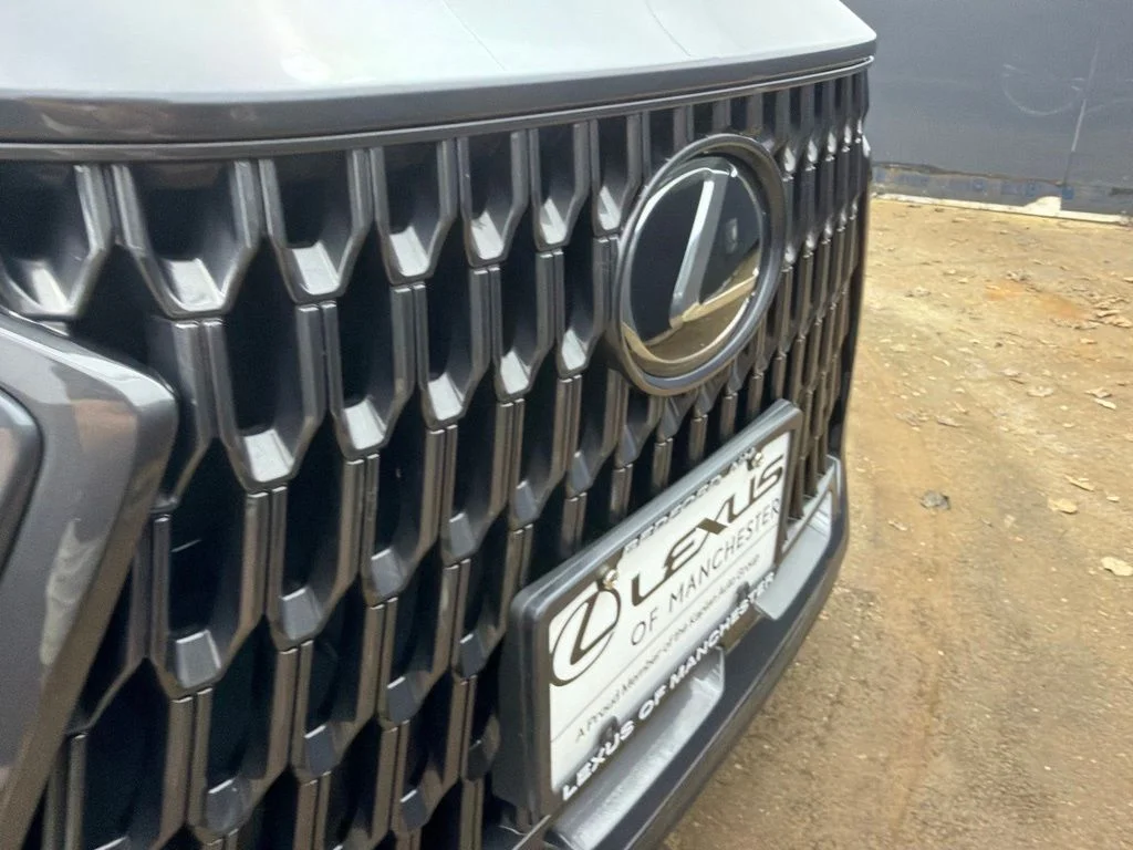 Used 2025 Gray Lexus 350h Premium image 32