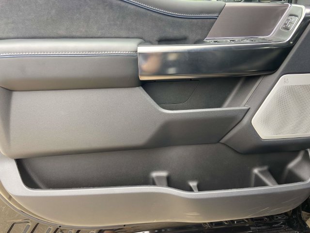 New 2026 Agate Black Metallic Ford Platinum image 32