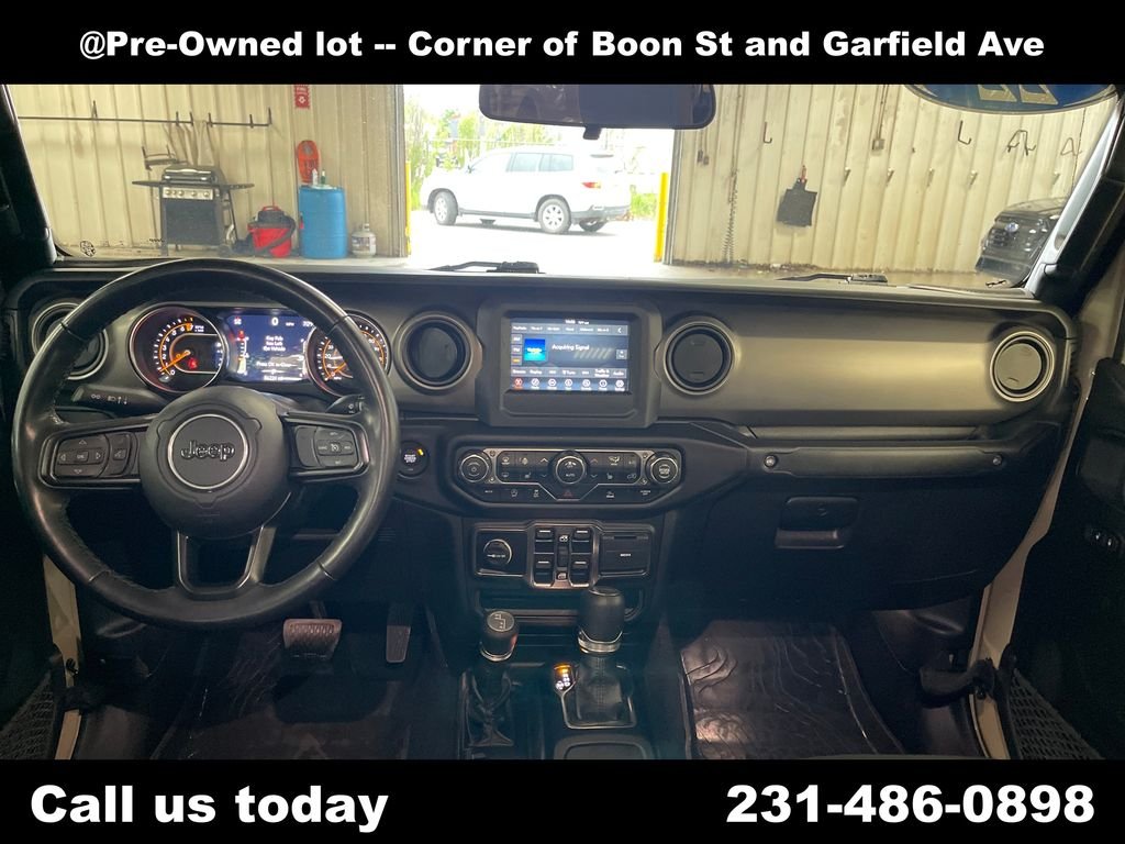 Used 2022 Beige Jeep Sport image 18
