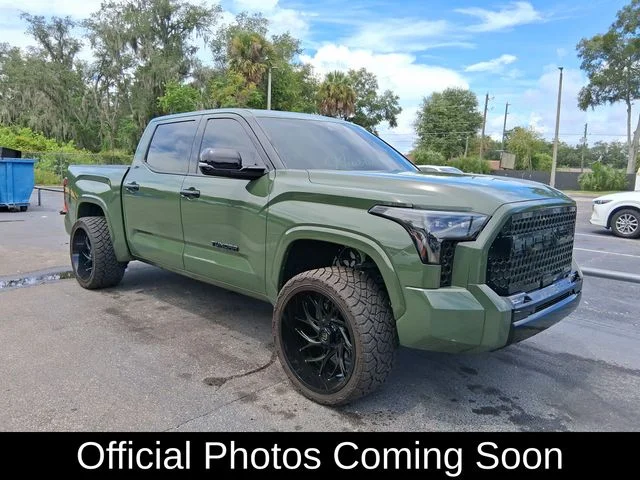 Used 2022 Green Toyota SR5 image 1