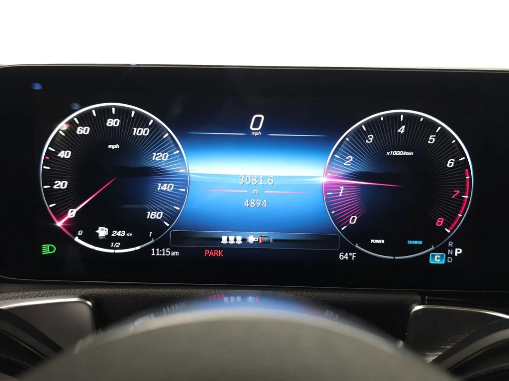 Certified Used 2026 Polar White Mercedes-Benz GLB 250 image 13