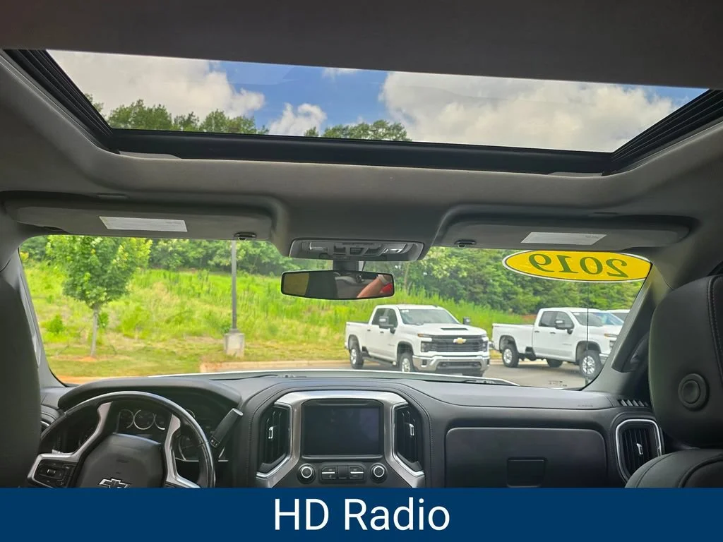Certified Used 2019 SUMMIT WHITE Chevrolet LT Trail Boss image 19