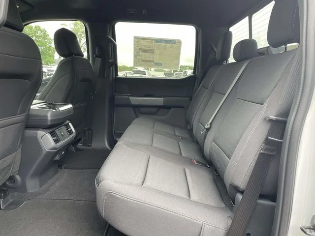 New 2026 Avalanche Ford XLT image 11