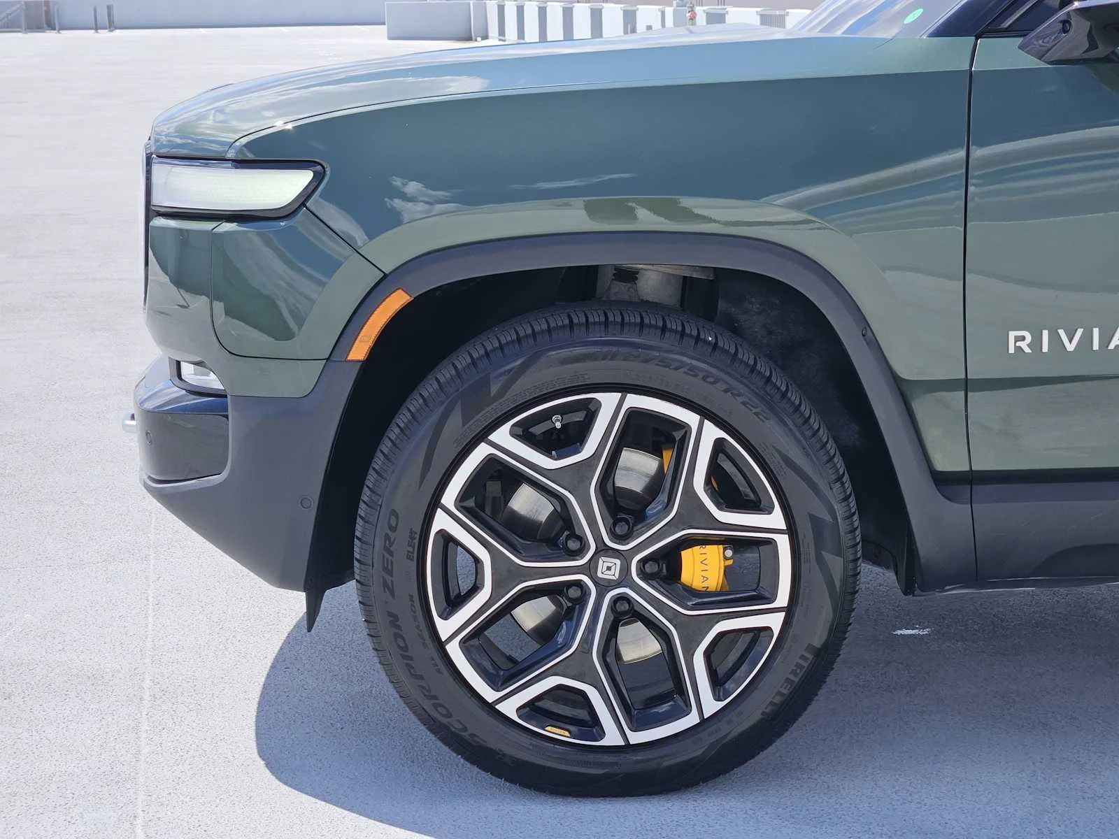 Used 2023 Forest Green Rivian Adventure image 9
