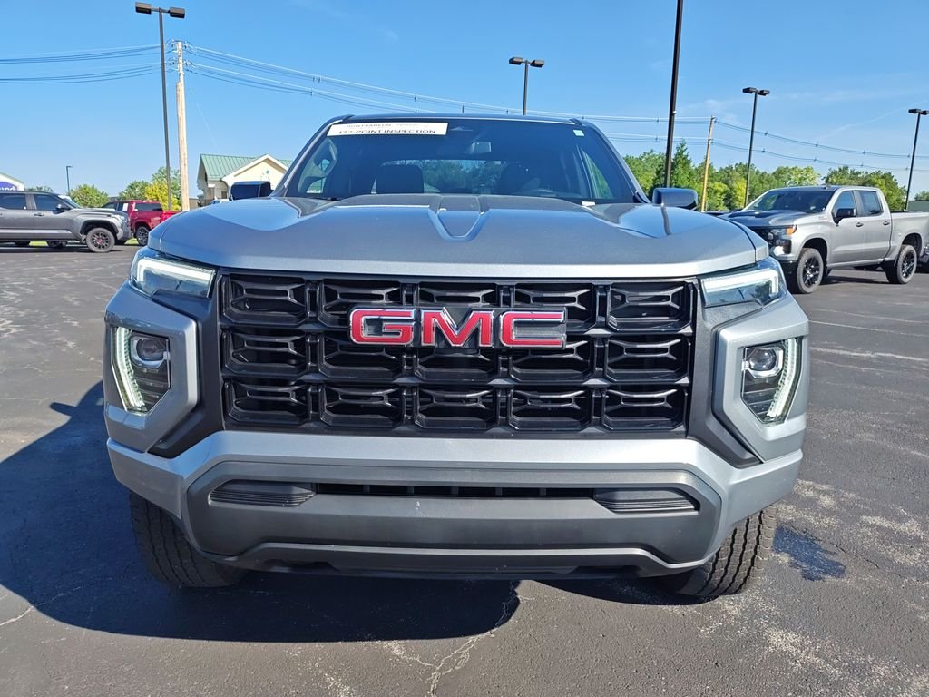 Used 2024 Silver GMC Elevation image 8