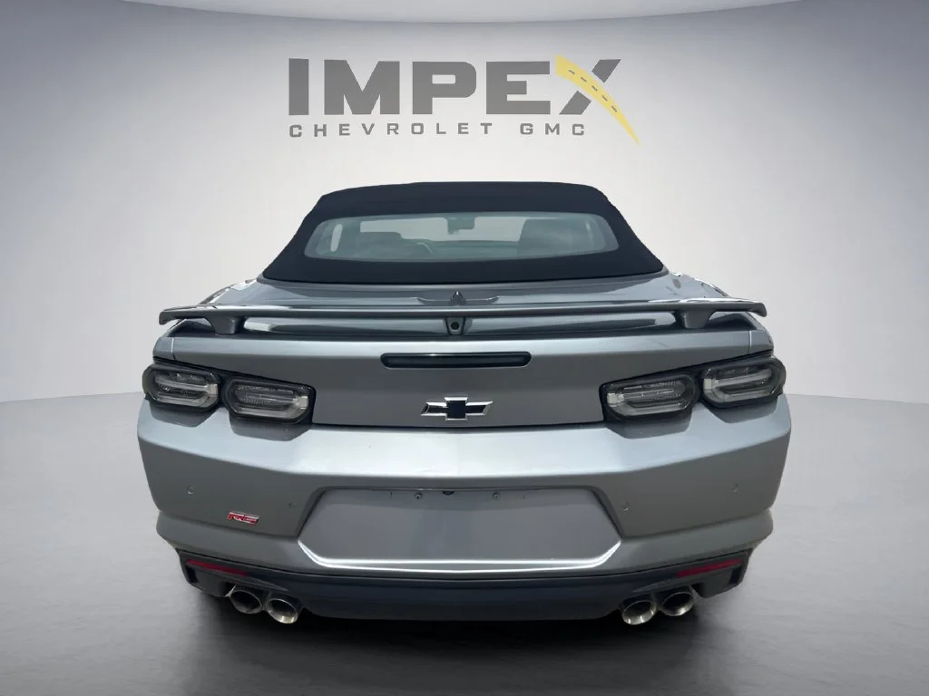 Used 2024 Sharkskin Metallic Chevrolet 3LT image 4