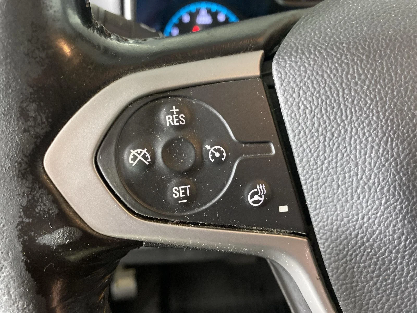 Used 2021 BLACK Chevrolet 4WD LT image 15