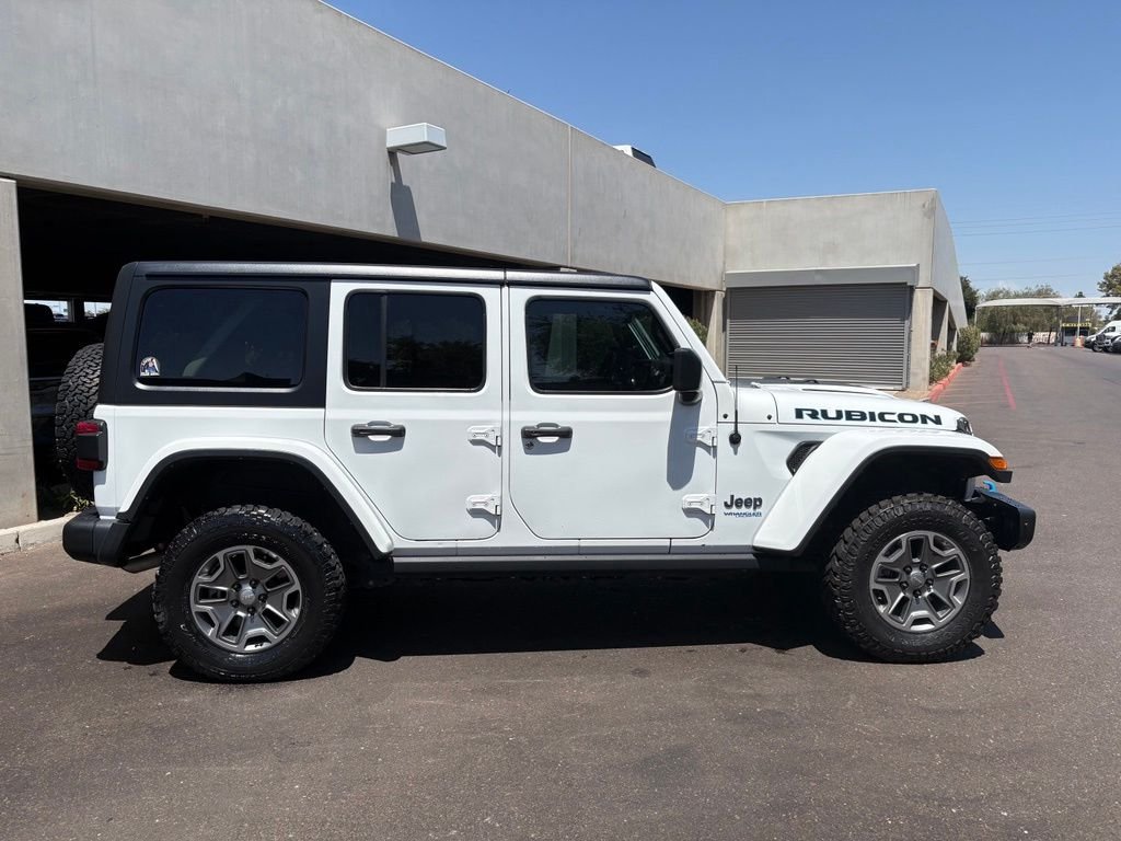 Used 2021 White Jeep Unlimited Rubicon 4xe image 3