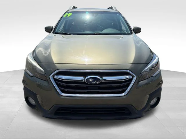 Used 2019 Green Subaru 2.5i Premium image 2