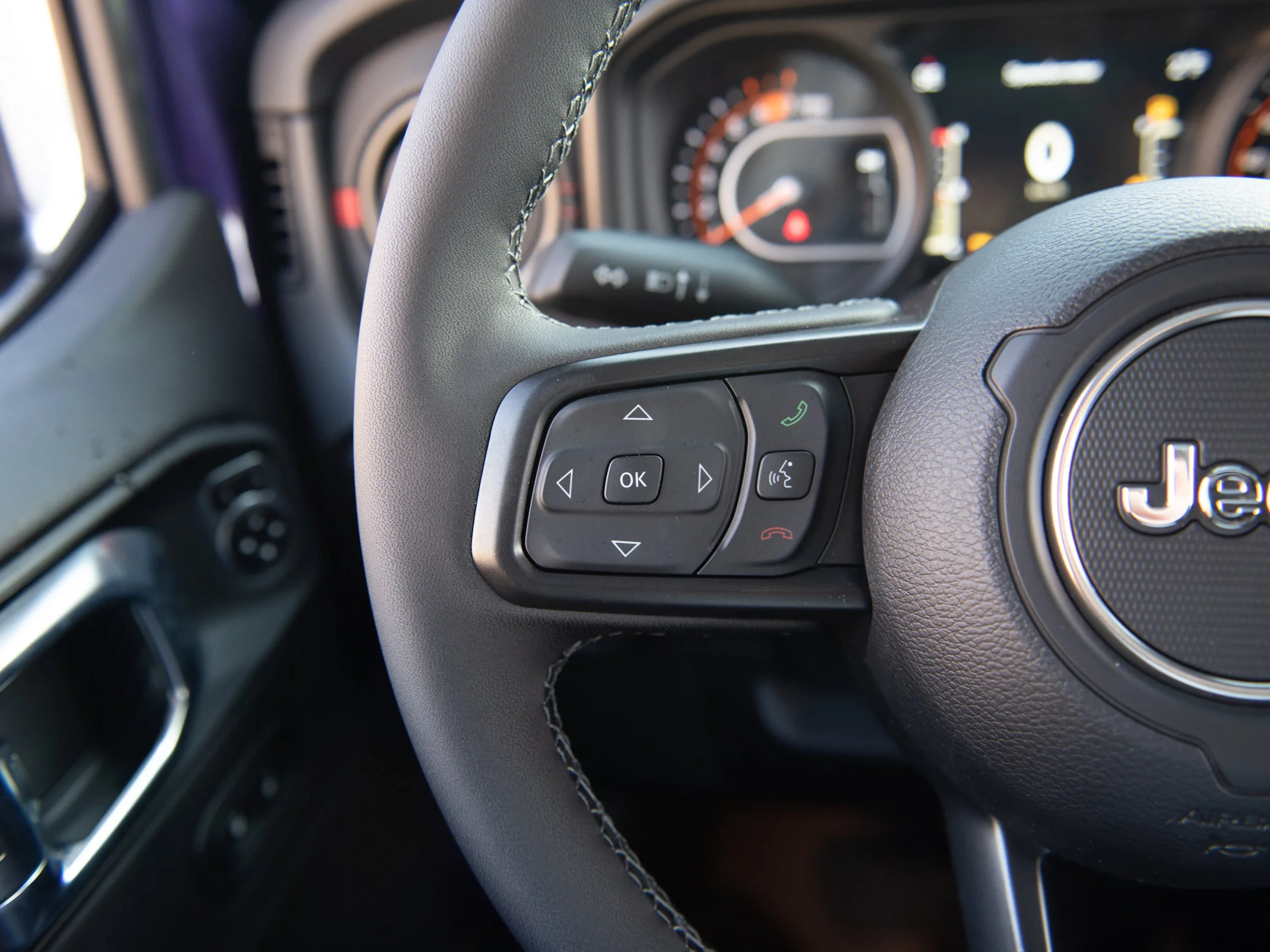New 2026 reign Jeep Rubicon* 4 Door 4x4, Nappa Leather, Safety Group, Front/Rear Lockers image 10