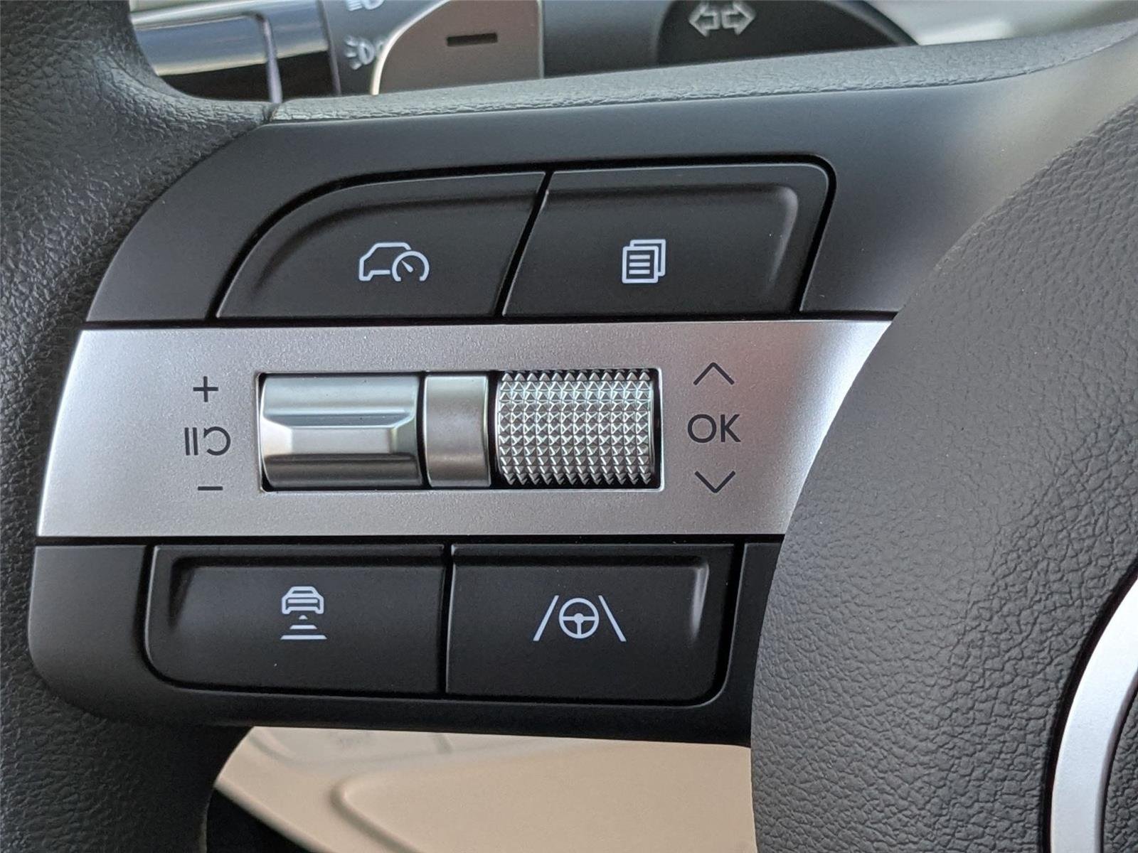New 2026 Ash Black Hyundai SEL image 13