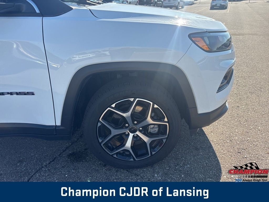 Used 2025 White Jeep Limited image 36