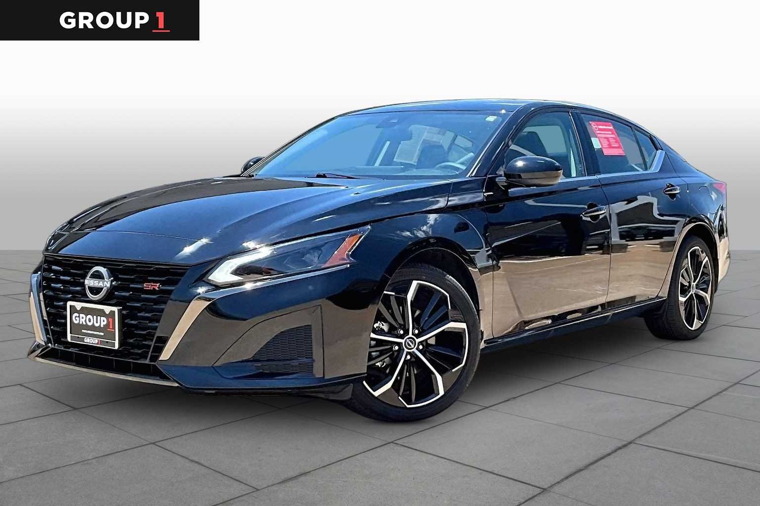 2025 Nissan Altima SR