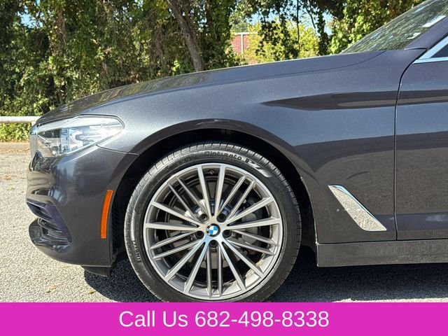 Used 2019 Gray BMW 540i image 5