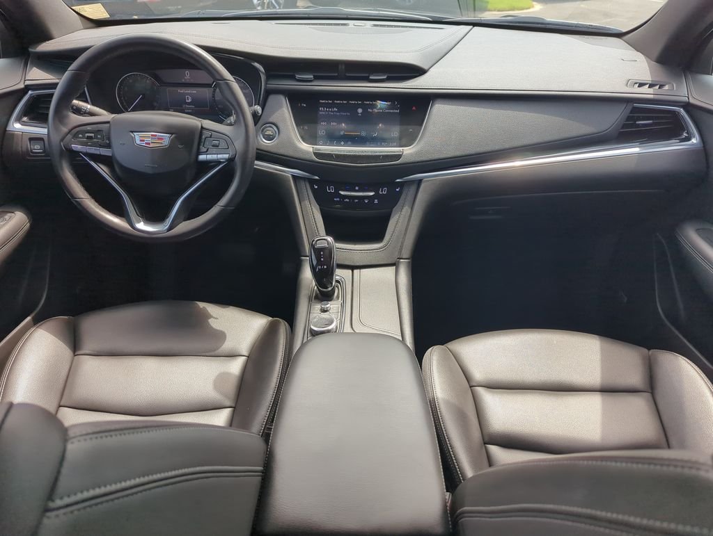 Used 2023 Black Cadillac Luxury image 14
