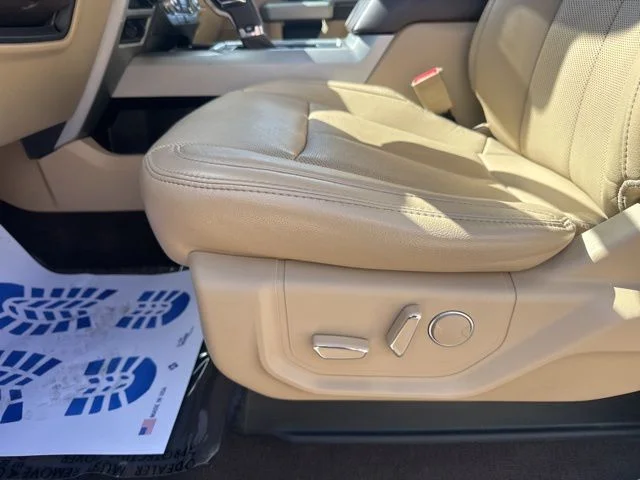 Used 2018 Oxford White Ford Lariat image 13