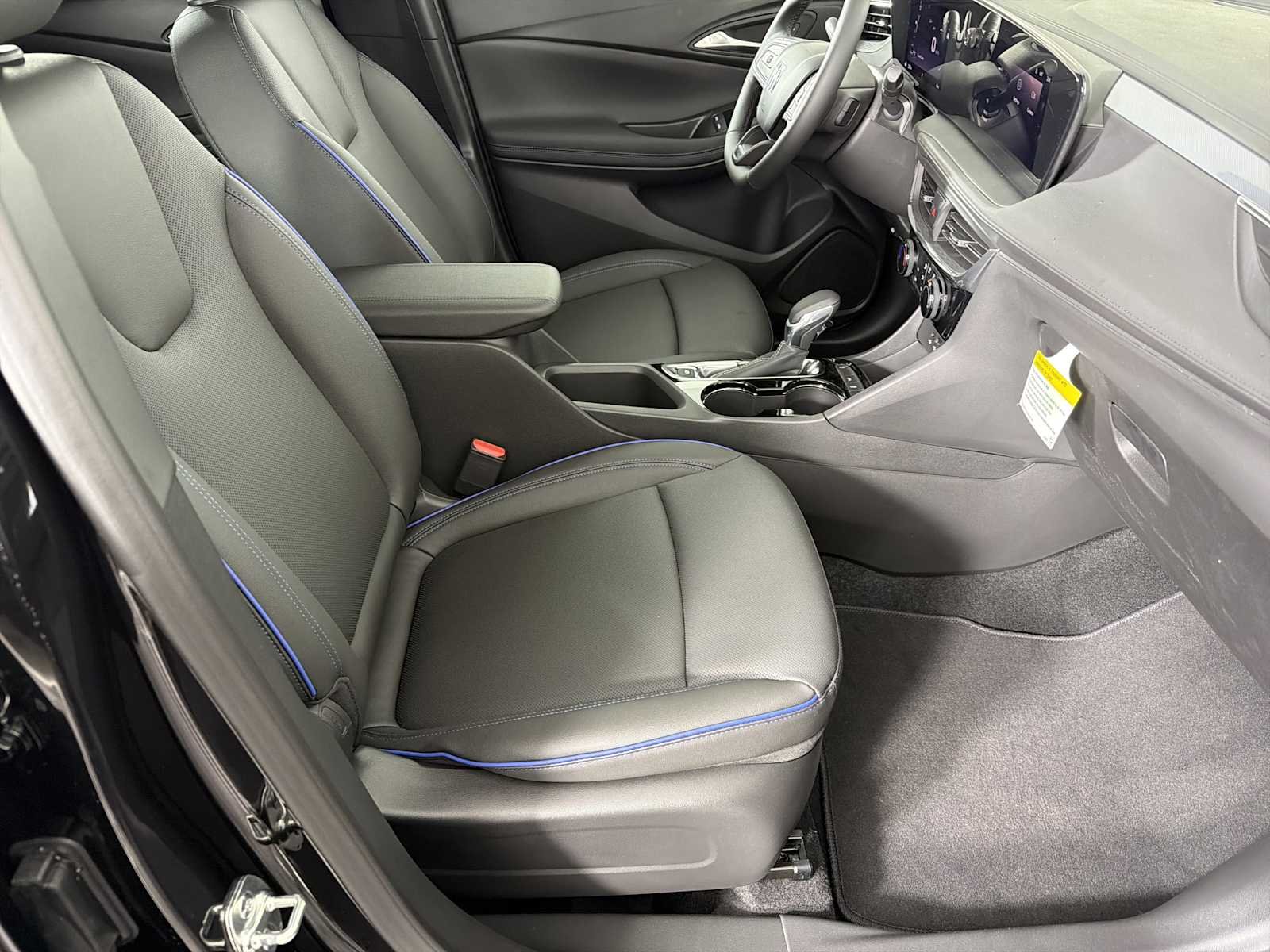 2026 Buick Encore GX Sport Touring - Photo 11