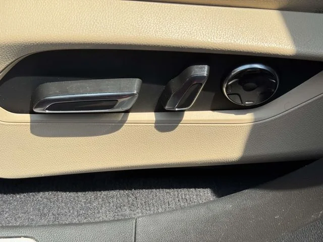 Used 2023 Red Acura Base image 21