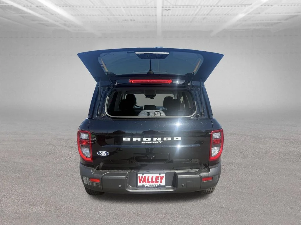 New 2026 Shadow Black Ford Big Bend® image 39