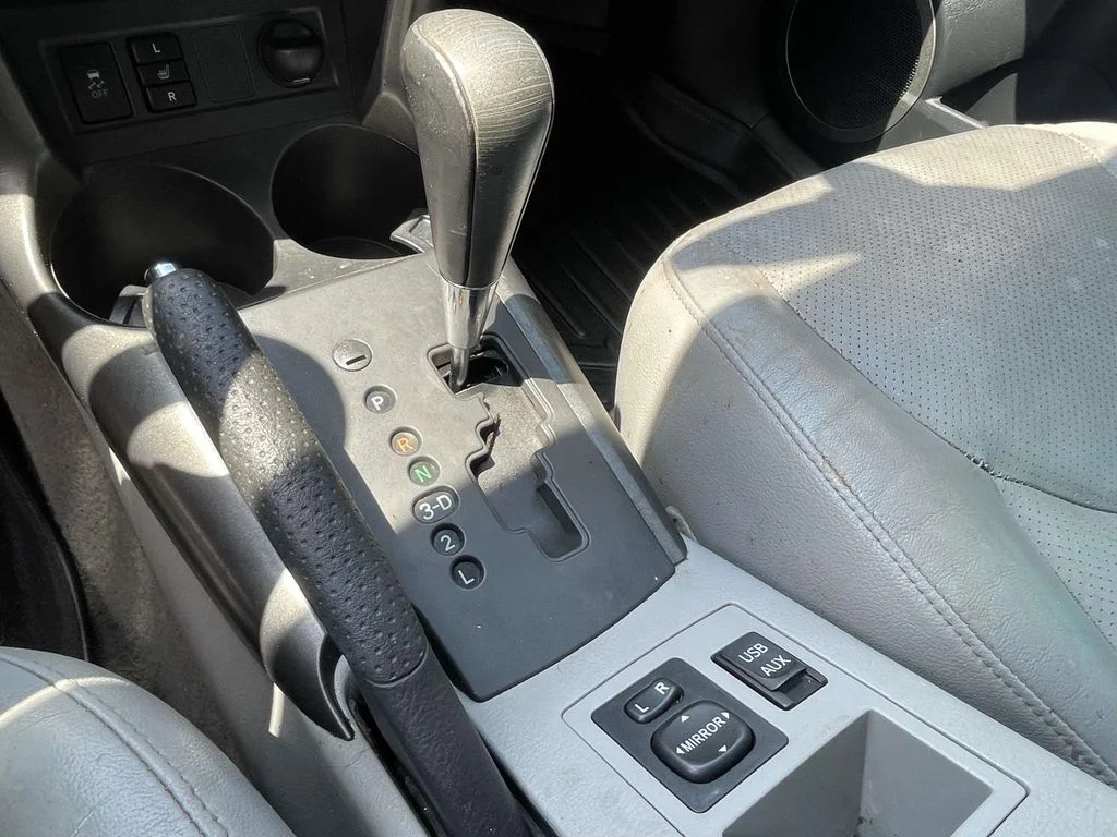 Used 2012 Classic Silver Metallic Toyota Limited image 21