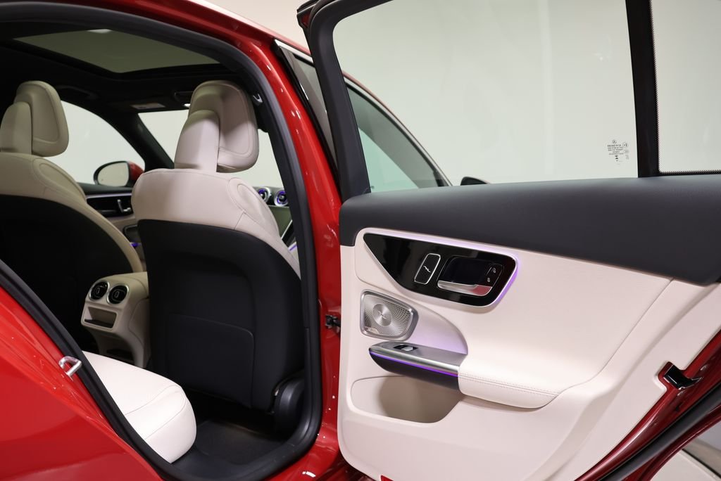 New 2026 MANUFAKTUR Patagonia Red Metallic Mercedes-Benz C 300 image 51