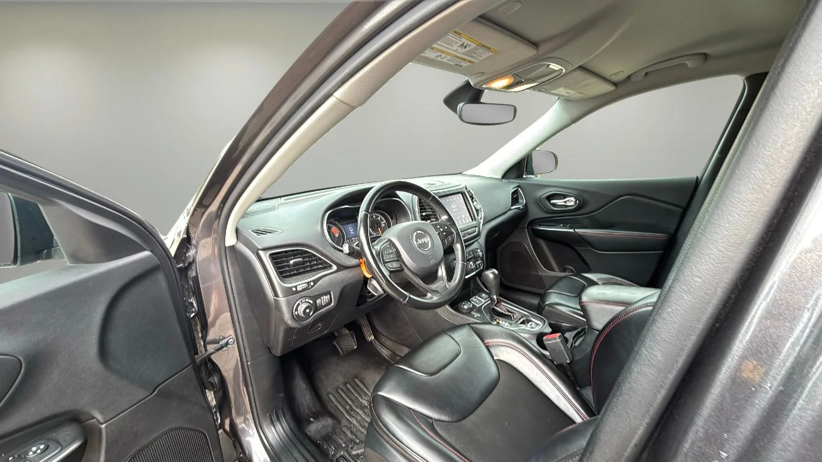 2020 Jeep Cherokee Trailhawk - Photo 21