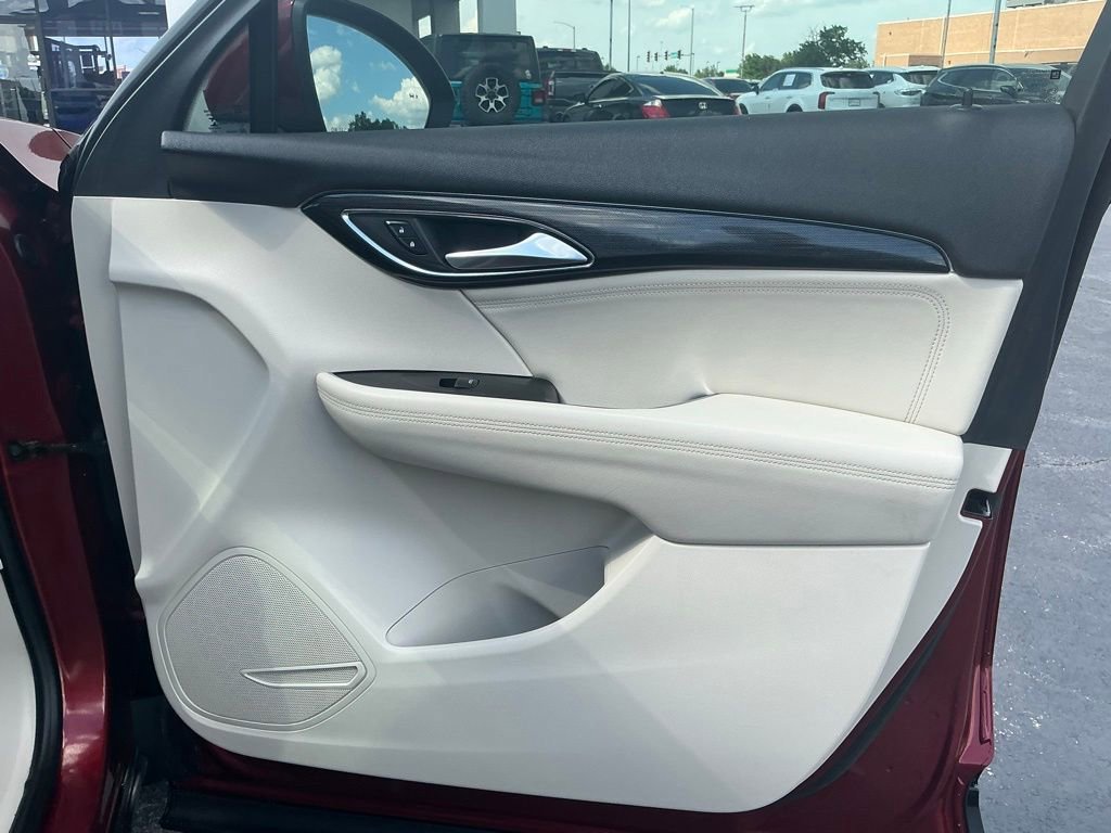 Used 2021 CINNABAR METALLIC Buick Essence image 26