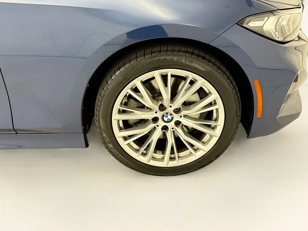 Used 2023 Blue BMW 330i image 31