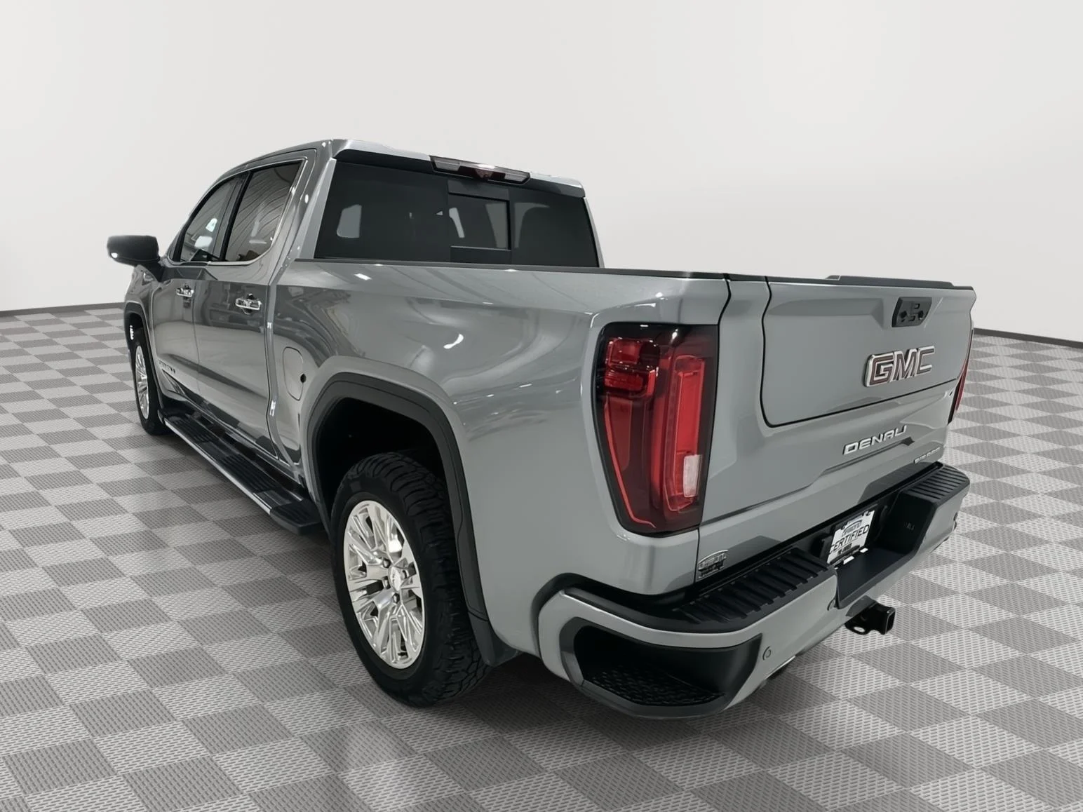 Used 2024 Sterling Metallic GMC Denali image 3