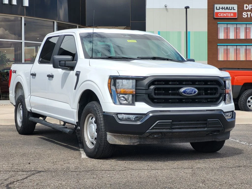Used 2023 White Ford XL image 2
