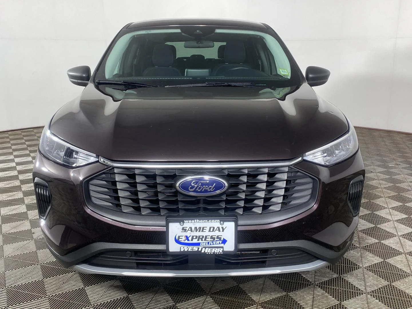Used 2023 Cinnabar Red Ford Active image 25