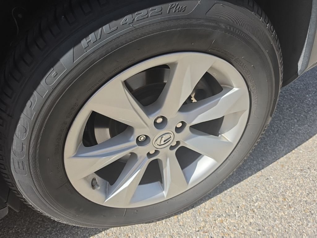 Used 2017 Beige Lexus 350 image 5