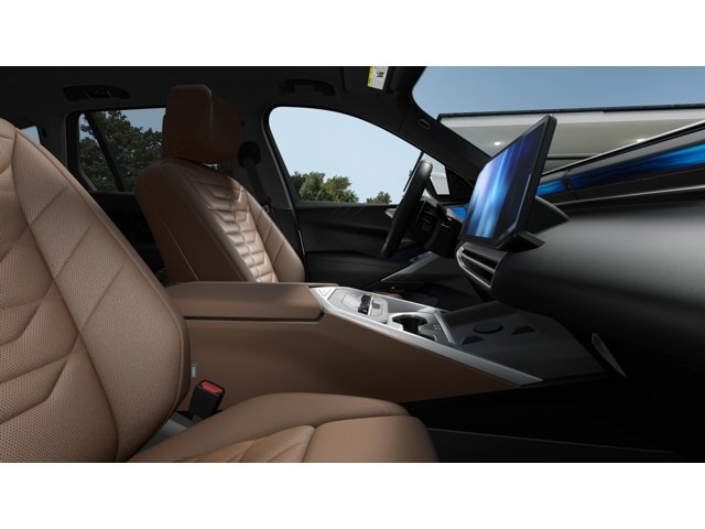 New 2027 Mineral White Metallic BMW 40 xDrive image 9