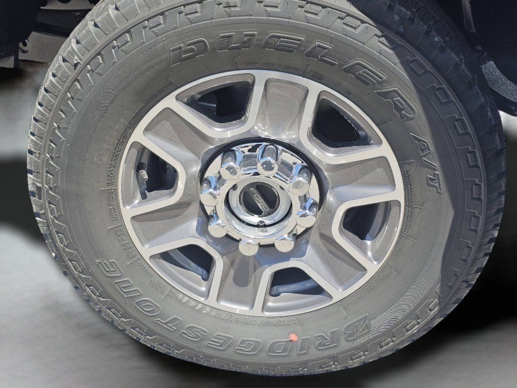 New 2026 Agate Black Metallic Ford LARIAT image 21