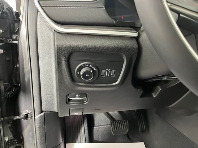 Used 2023 Gray Jeep Limited image 19