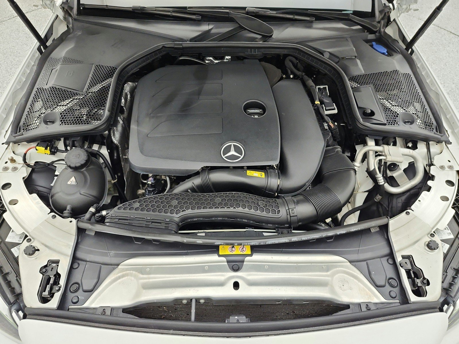 Used 2021 Polar White Mercedes-Benz C 300 Sedan image 17