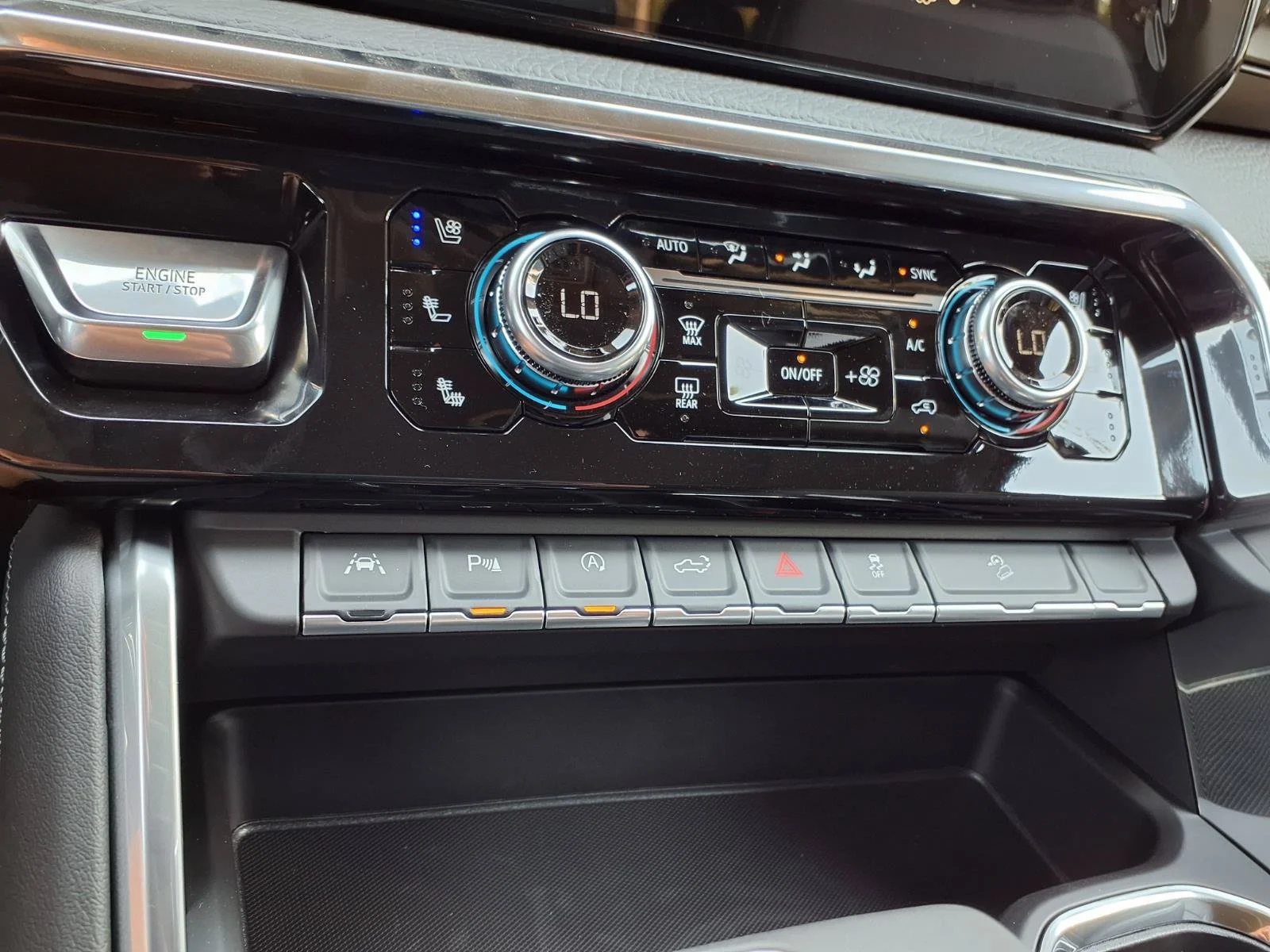 2026 GMC Sierra 1500 Denali - Photo 8