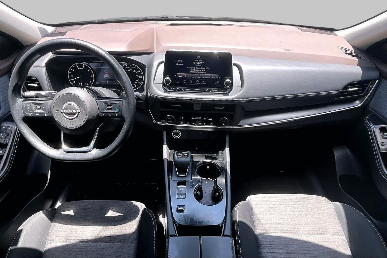 Used 2023 Pearl White Tricoat Nissan SV image 15